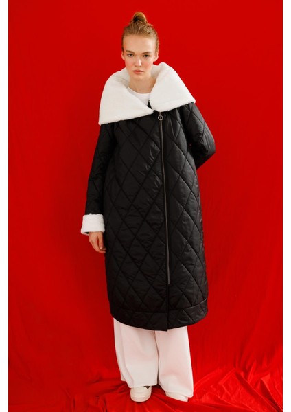 Chnl Yaka ve Kol Yumuşak Kürk Detaylı Kapitone Dolgu Kaban Manto-Siyah fiyatları