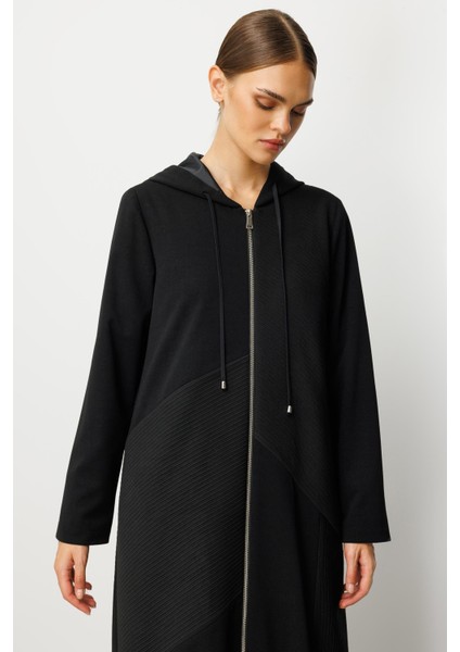 Otto Kumaş ve Düz Krep Doku Ile Pach Edilmiş Içi Komple Astarlı Zamansız Mevsimlik Trench / Kap-Siyah modelleri