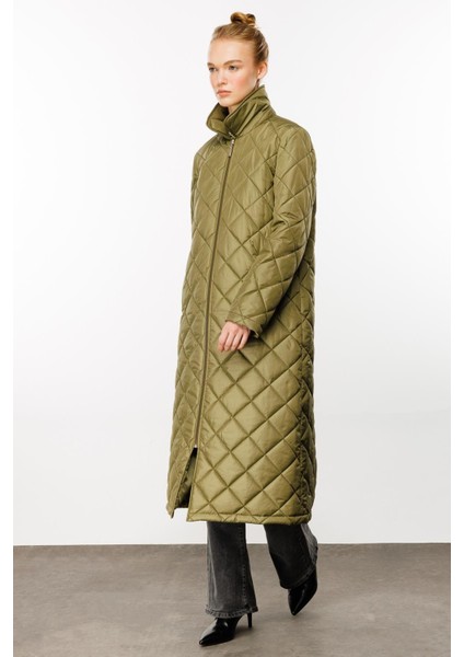 Paris Hafif Elyaf Yalıtımlı Baharlık Trençkot Kap Kaban-Yeşil