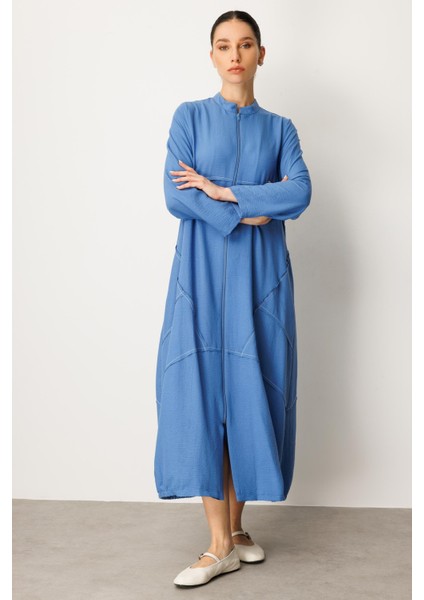 Ipekçe Kumaşı Sayesinde Hafif ve Ferah Spor Kap - Ferace-Mavi