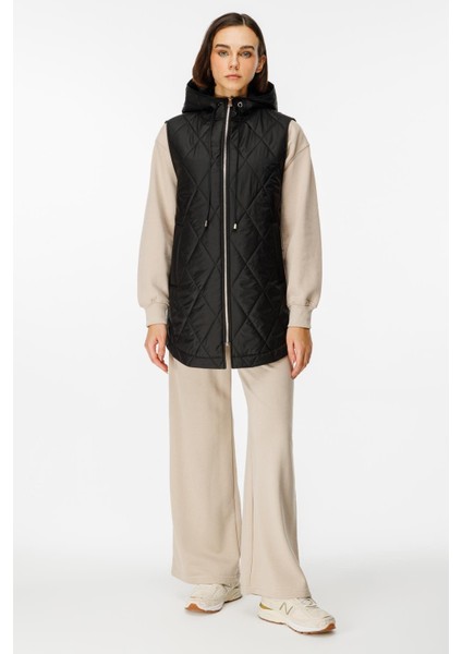 Zipper Yan ve Ön Özel Fermuar Detaylı Zamansız Yelek-Siyah fiyatları