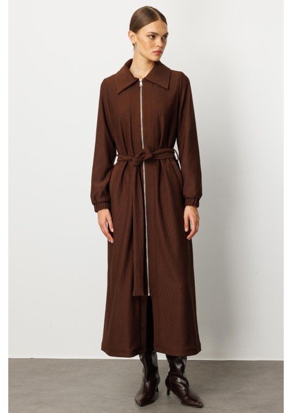 En Boy Farklı Garnilenmiş Otto Kumaşlı Içi Komple Astar Zamansız Özel Trench / Kap-Kahve