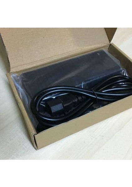 Volt 10 Amper Adaptör 12V 10A Ac Adapter 5.5x2.5 Plastik Kasa fiyatları