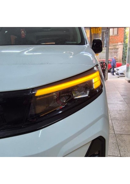 Opel Combo Gündüz Farı Sticker Seti Turuncu fiyatları