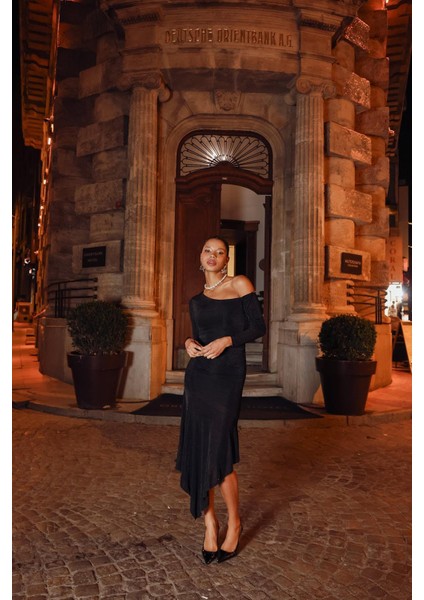 Taşlı Uzun Kol Asimetrik Elbise - Siyah