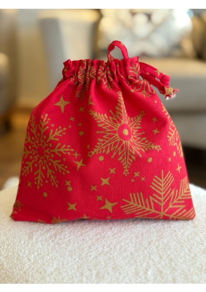 Kar Tanesi Desenli, Noel Temalı Unisex Keten ve Puantiyeli Yılbaşı Çorap Seti fırsatları