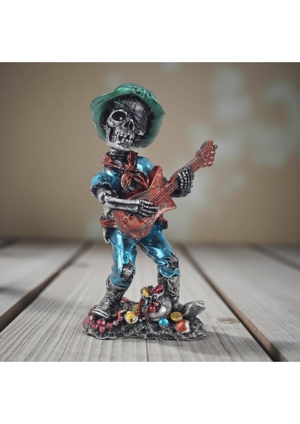 Karayip Korsanları Gitarist Müzisyen Kurukafa Heykel Masaüstü Biblo 19 cm –ev Ofis Yeni Yıl Hediyesi