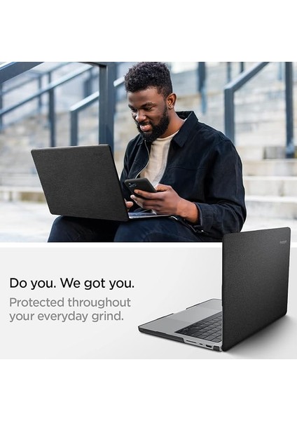MacBook Pro 16" M2 (2023) / M1 (2021) Kılıf Urban Fit Black - ACS04211 fırsatları