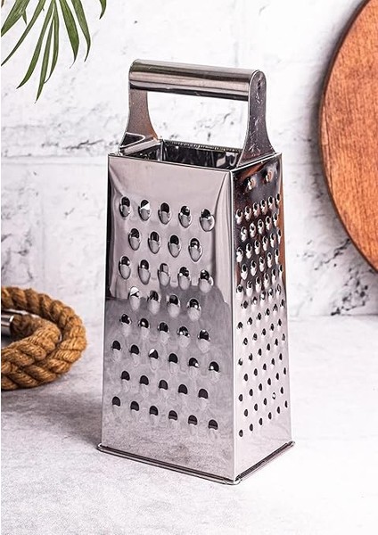 Metal Rende, Paslanmaz Çelik, Çok Amaçlı ve Dayanıklı Tasarım, Sebze, Peynir ve Meyve Rendesi, Ergonomik Saplı, Kolay Temizlenebilir, Mutfak Için Pratik ve Şık modelleri