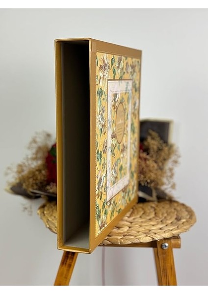 10X15CM 500 Fotoğraf Kapasiteli Kutulu Çiçek Desenli Lüks Ofset Fotoğraf Albümü (Sarı) fırsatları