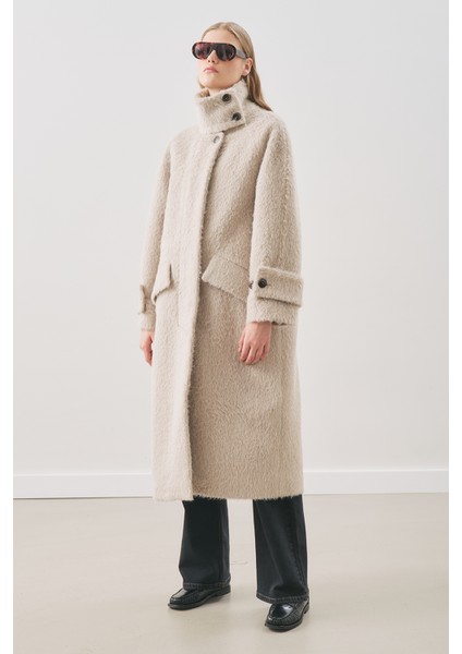 Bouchle Geniş Yakalı Kaban Vizon indirimleri