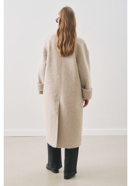 Bouchle Geniş Yakalı Kaban Vizon