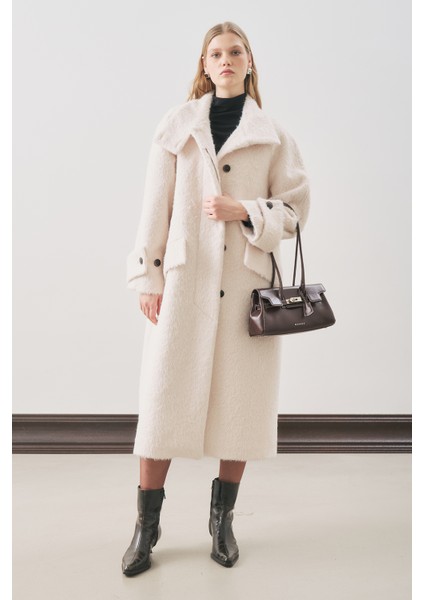 Bouchle Geniş Yakalı Kaban Ekru fiyatları