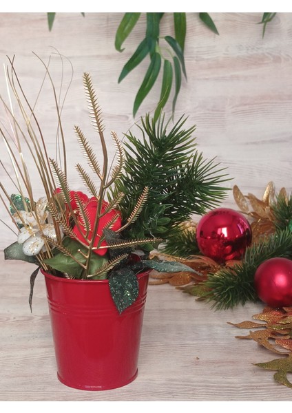 Kırmızı Noel Aranjmanı, Şık ve Özel Hediye Seçeneği modelleri