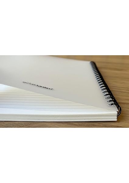 Tanıtım A5 (15X21CM) Boyutunda Şeffaf Kapağa Sahip Yırtılmaz Su Geçirmez Spiralli 60 Yapraklı (Çizgili) modelleri