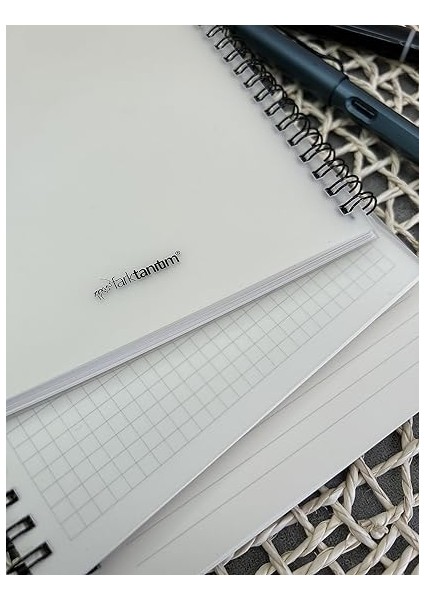 Tanıtım A5 (15X21CM) Boyutunda Şeffaf Kapağa Sahip Yırtılmaz Su Geçirmez Spiralli 60 Yapraklı (Çizgili) fırsatları