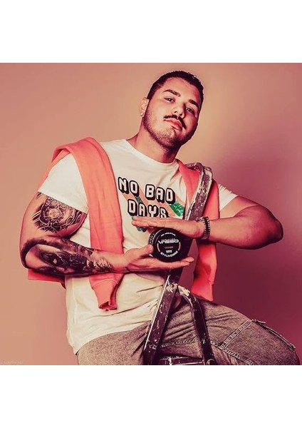 Parlaklık Kazandıran Wax | Tüm Saç Tipleri | Doğal Tutuş ve Doğal Parlaklık | Aqua Usher 150 ml fiyatları