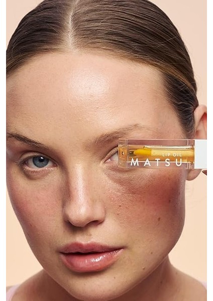 Professional Lip Oil, Nemlendirme ve Besleme Dudak Yağı, 5 ml indirimleri