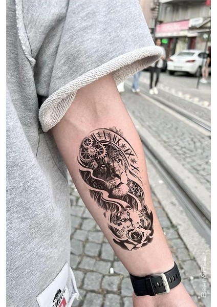 Aslan Dövmesi, Saat Figürlü Geçici Dövme, Tattoo, Erkek Geçici Dövme, Kol Dövmesi, Vücut Dövmesi, Su Transferli Modern Dövmeler