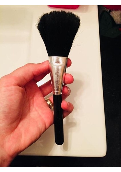 Makyaj Fırçası Temizleme Solüsyonu 250 ml Makeup Brush Cleaner & Restorer indirimleri