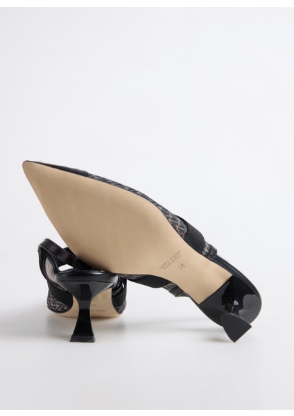 Siyah Deri Kadın Topuklu Ayakkabı fırsatları