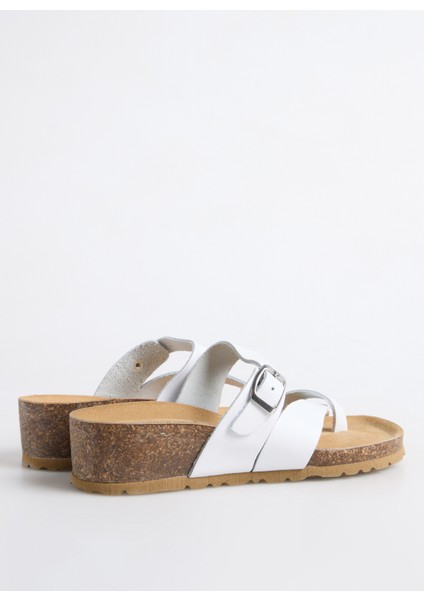 12 A 456 Beyaz Kadın Deri Terlik modelleri