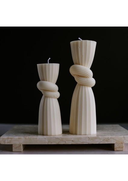 Candle El Yapımı Kokusuz Duyum Desenli Dekoratif Kalıp Mum– Kırık Beyaz -20*7 fiyatları