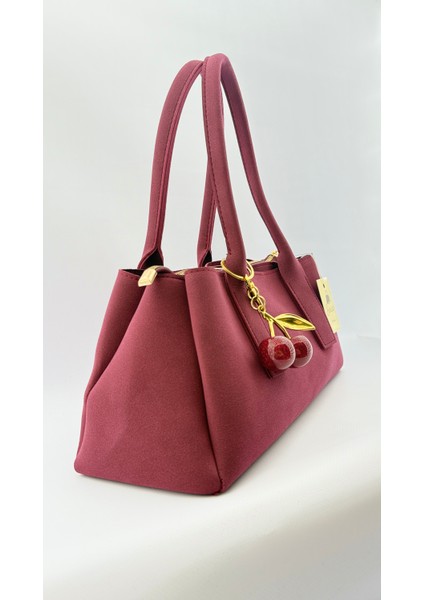 Kadın Kiraz Charm Detaylı Süet El ve Omuz Çantası modelleri