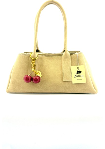 Kadın Kiraz Charm Detaylı Süet El ve Omuz Çantası fırsatları