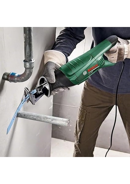 Psa 700 E Panter Testere, Güçlü 710 Watt Motor, Ahşapta Kesme Kalınlığı: 150 Mm, Çelikte Kesme Kalınlığı: 10 Mm, Testere Bıçağı Stroku: 20 Mm, Yeşil modelleri