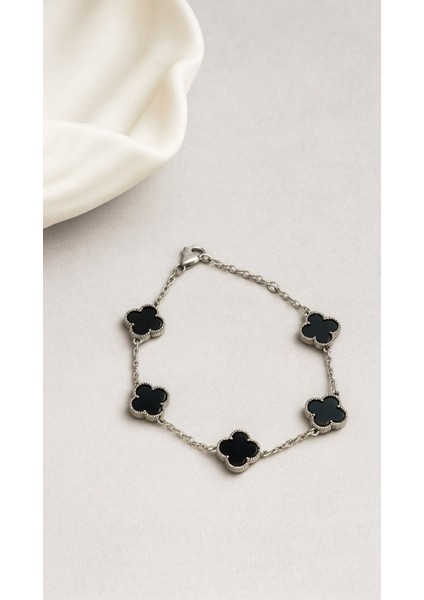 925 Ayar Gümüş Siyah Yonca Kadın Bileklik