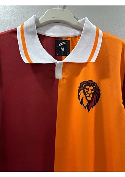 Sarı-Kırmızı Parçalı Aslan Temalı Tişört