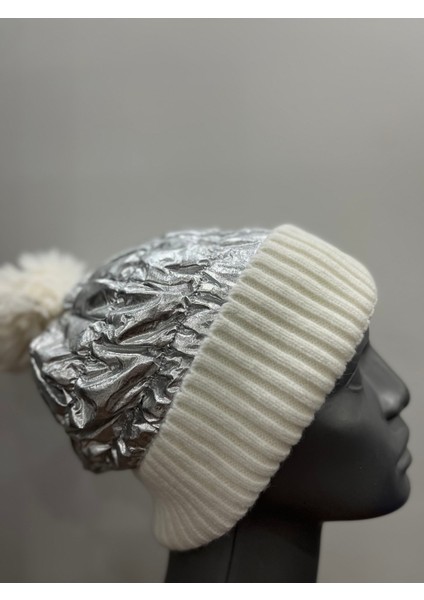 Kadın Kışlık Paraşüt Kumaş Ponponlu Polar Astarlı Bere Şapka modelleri