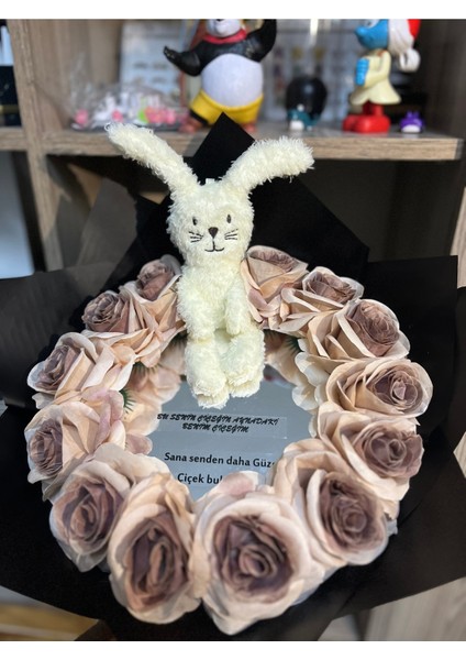 Tavşanlı Ayna Buketi Sana Senden Daha Güzel Çiçek Bulamadım Yazılı Özel Günler Için