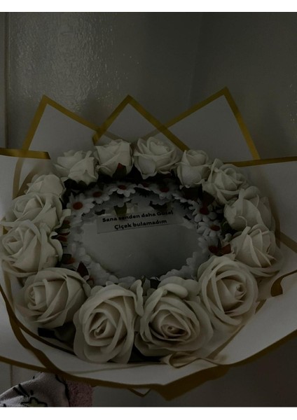 Papatyalı Gül Buketi Sana Senden Daha Güzel Çiöek Bulamadım Yazılı Ayna