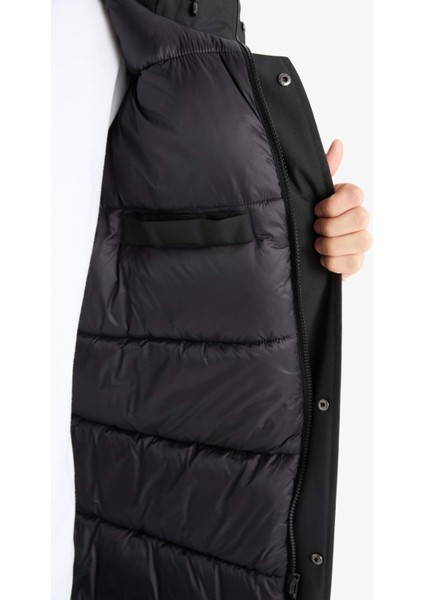 Su İtici Regular Fit Kapüşonlu Çift Cepli Fermuarlı Çıtçıtlı Mont F5701AX25WN