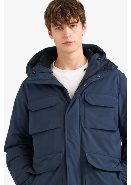 Su İtici Regular Fit Kapüşonlu Çift Cepli Fermuarlı Çıtçıtlı Mont F5701AX25WN indirimleri