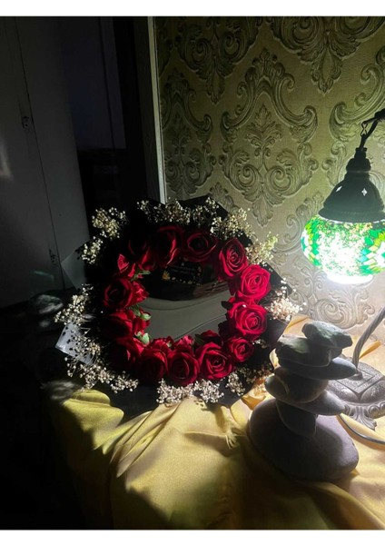 Aynalı Kırmızı Gül Buketi