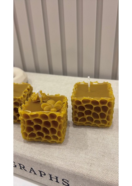 %100 Doğal ve Saf Bal Mumu 4x4 cm 3 Adet fiyatları