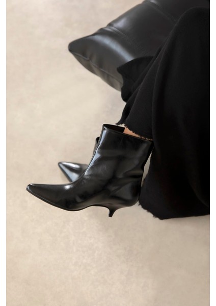 Bella Kadın Pino Ökçe Kırışık Deri Bot Siyah modelleri