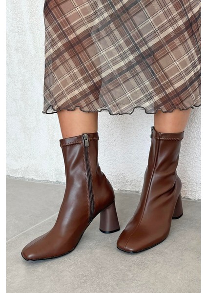 Beck Kadın Küt Kalıp Streç Deri Bot Kahve fiyatları