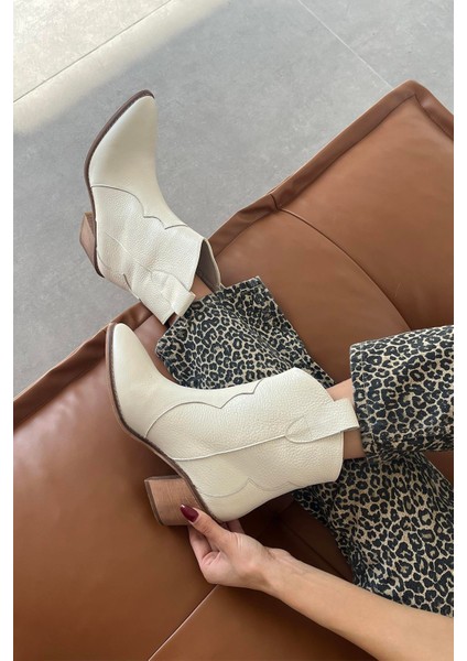 Jenson Kadın Hakiki Deri Topuklu Deri Bot Bej