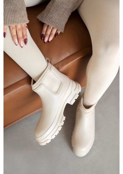 Carmen Plastik Su Geçirmez Kadın Bot Bej modelleri