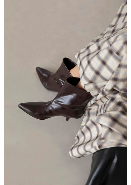 Bella Kadın Pino Ökçe Kırışık Deri Bot Kahve fiyatları