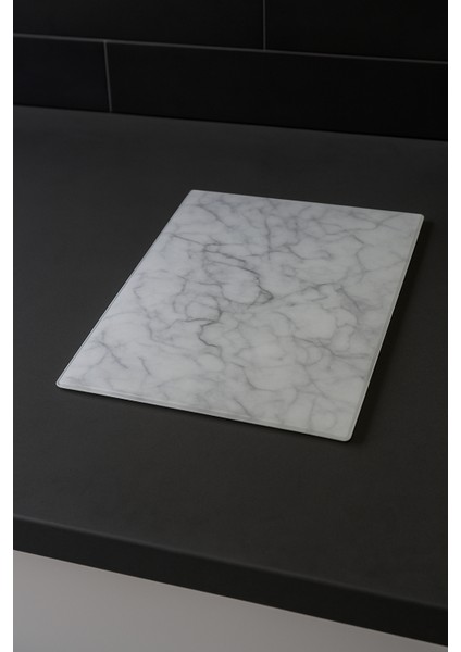 Cam Kesme Tahtası Büyük Boy 38X28 – Mermer Desen, Kaymaz Silikon Ayaklı