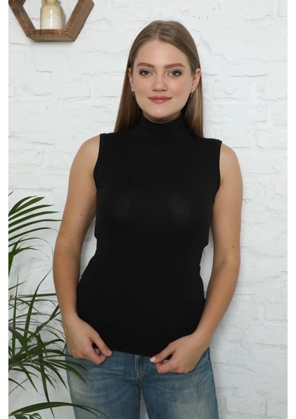 Bayan Sıfır Kol Yarım Balıkçı Yaka Body Siyah