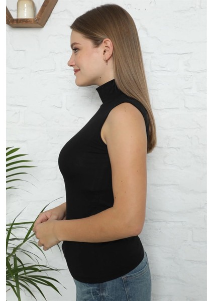 Bayan Sıfır Kol Yarım Balıkçı Yaka Body Siyah modelleri