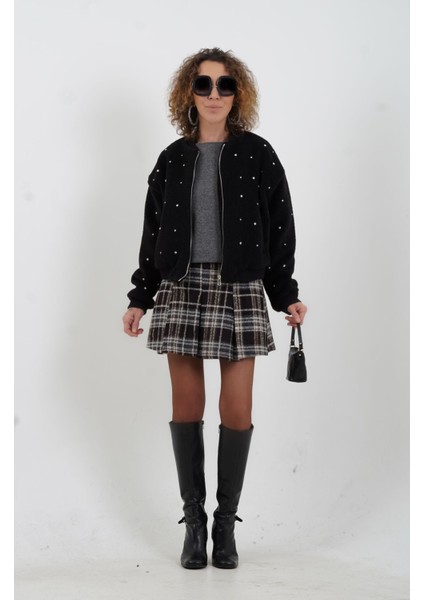 Siyah Taş Işlemeli Bomber Ceket modelleri