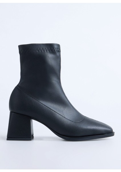 Siyah Kadın Topuklu Bot Foley