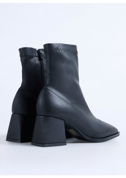 Siyah Kadın Topuklu Bot Foley modelleri